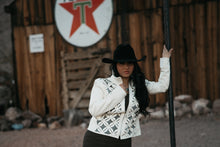 Load image into Gallery viewer, The LV