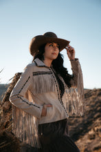 Load image into Gallery viewer, The Horse Shoe