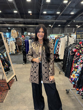 Load image into Gallery viewer, Italian Daisy